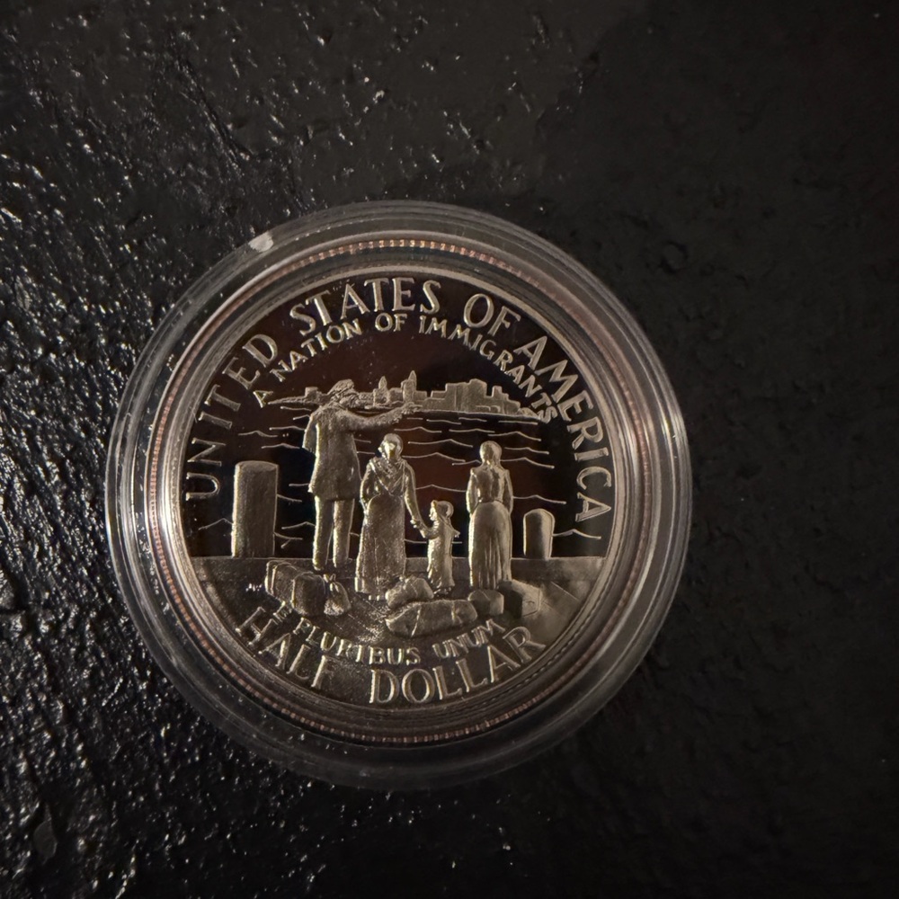 Liberty Silver Dollar set - Picture 7 of 8